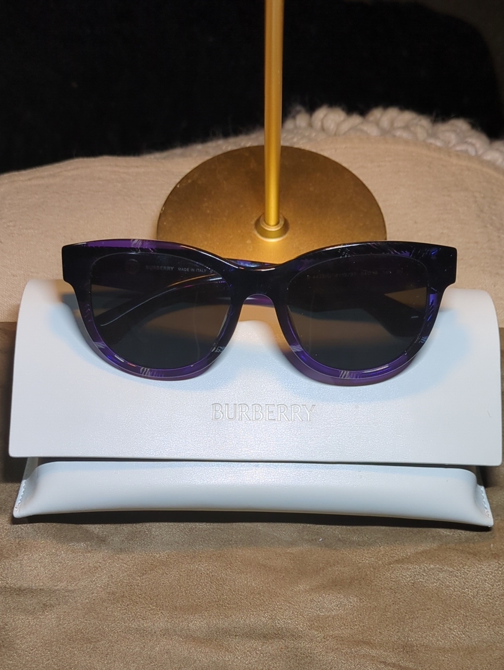Burberry Authentic Purple Gradient Women's Cat-Eye Sunglasses EUC NOW ONLY $165